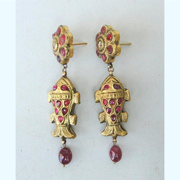 natural and artistic